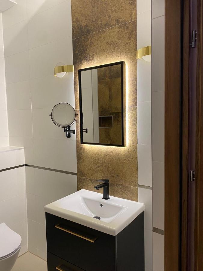 Hotel Baltazar プウトゥスク エクステリア 写真