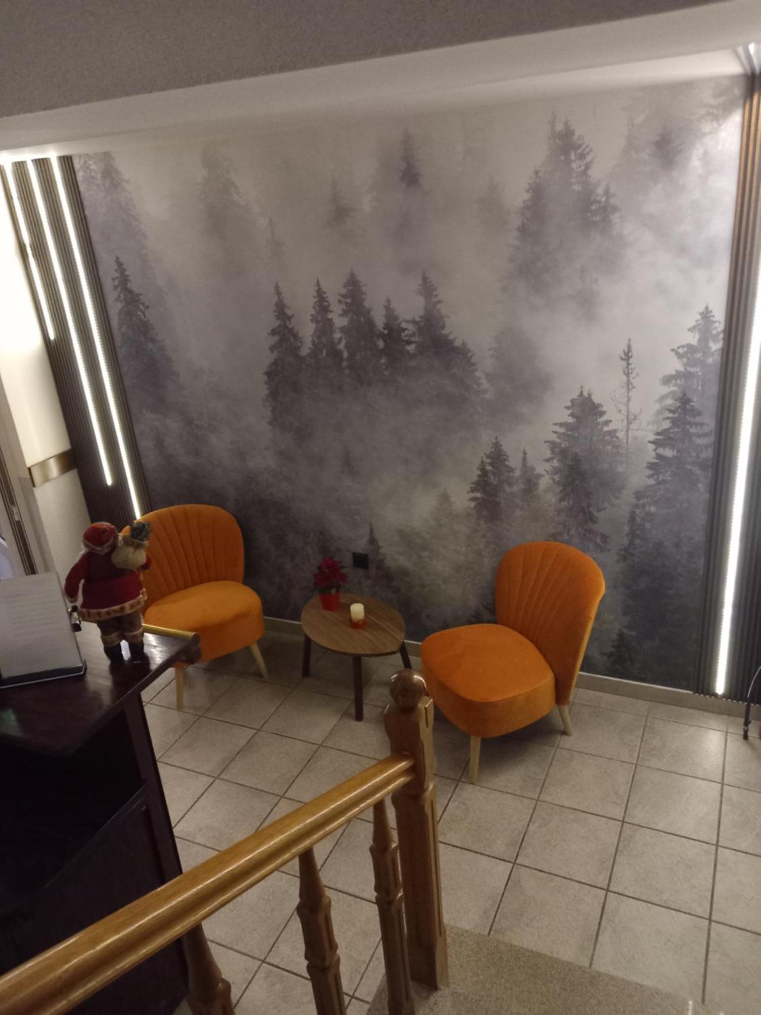 Hotel Baltazar プウトゥスク エクステリア 写真